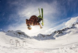 世俱杯直播-西甲赛事集锦与CC直播吧高清资源合集